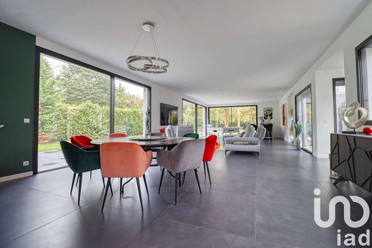 Photo 7 - Maison à LAMORLAYE