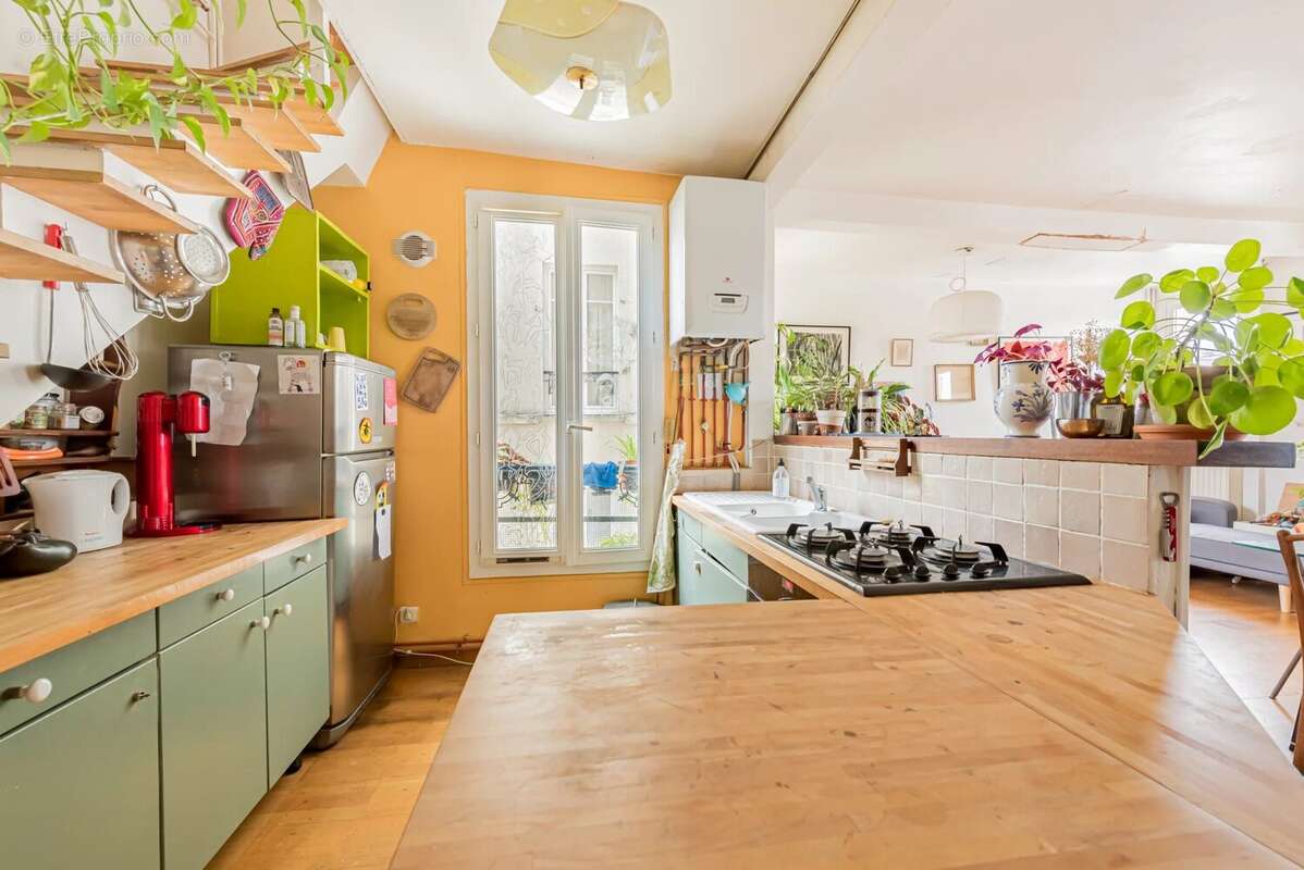 Appartement à PARIS-20E