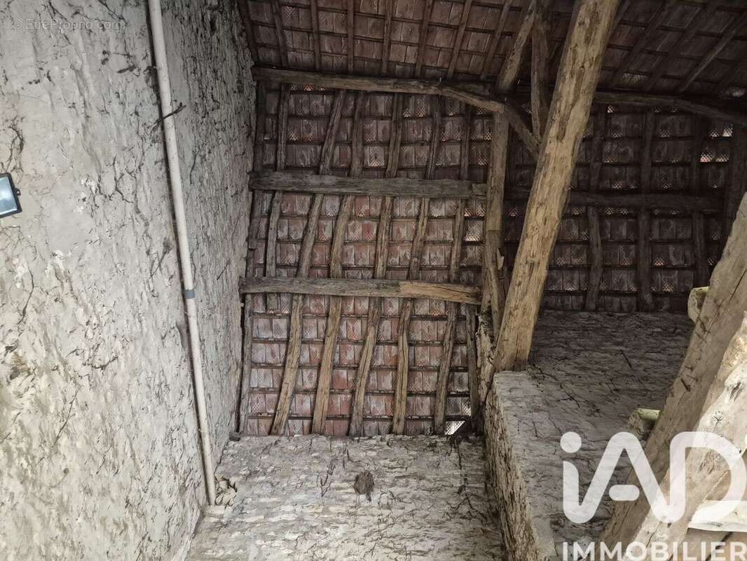 Maison 115 m² à Asnieres-En-Montagne  - photo 4