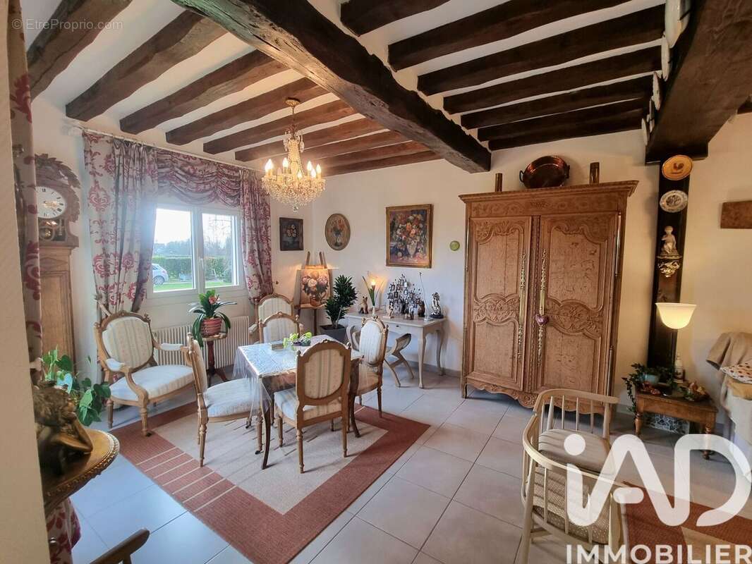 Photo 8 - Maison à BUCHY