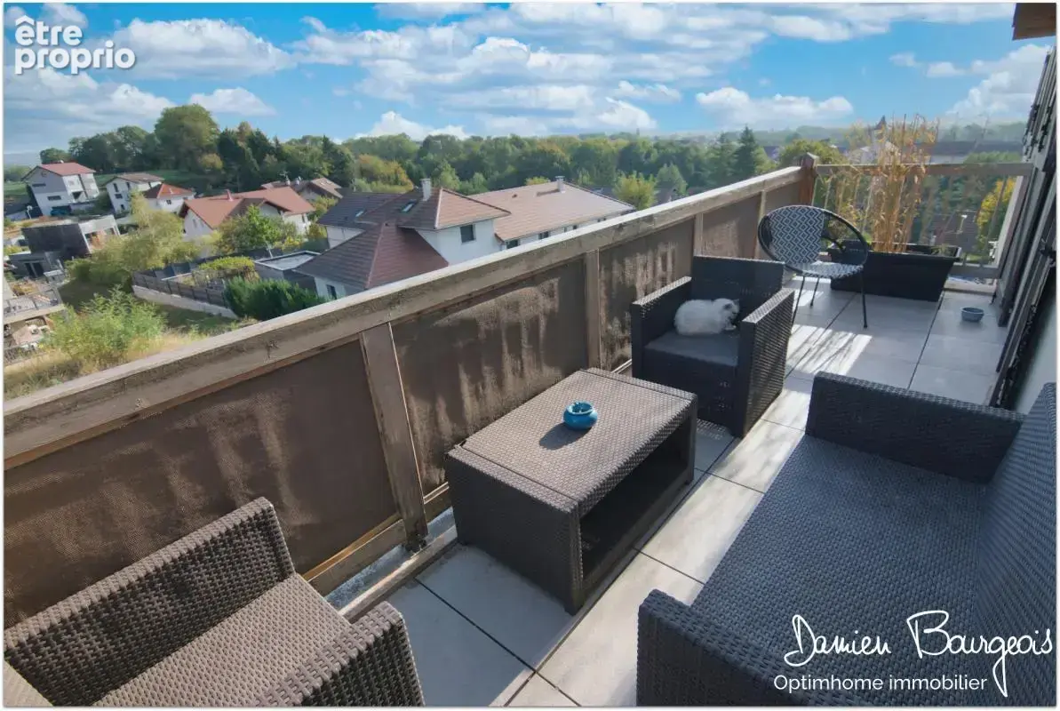 T4 89 m² – Dernier étage, balcon et place privative - photo 6