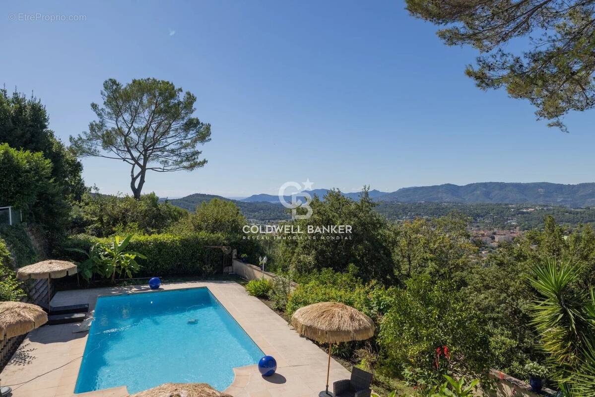 Maison à MOUGINS