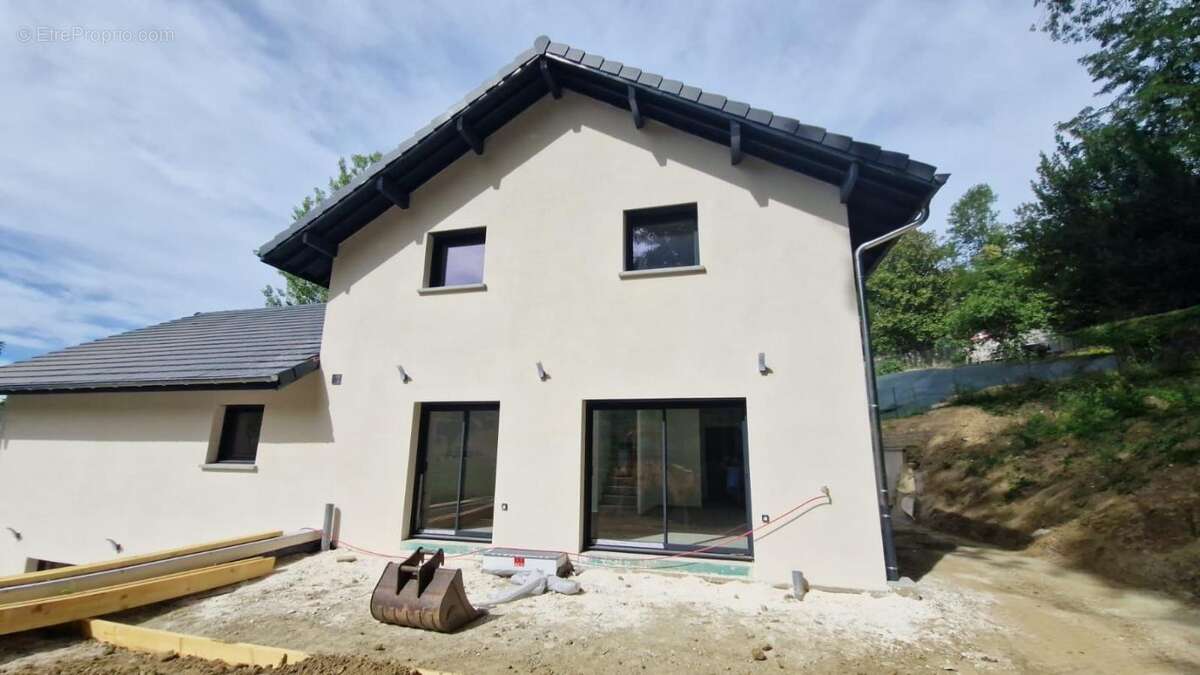 À VENDRE en EXCLUSIVITÉ à Moye – Maison récente sur les premières hauteurs de Rumilly - photo 2