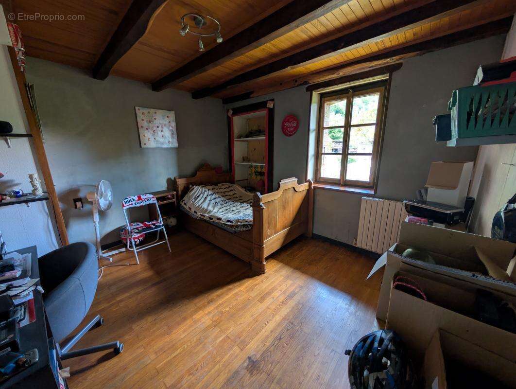 Maison à MOYE