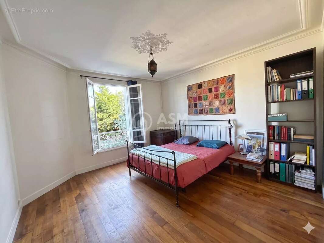 Appartement à BOIS-COLOMBES