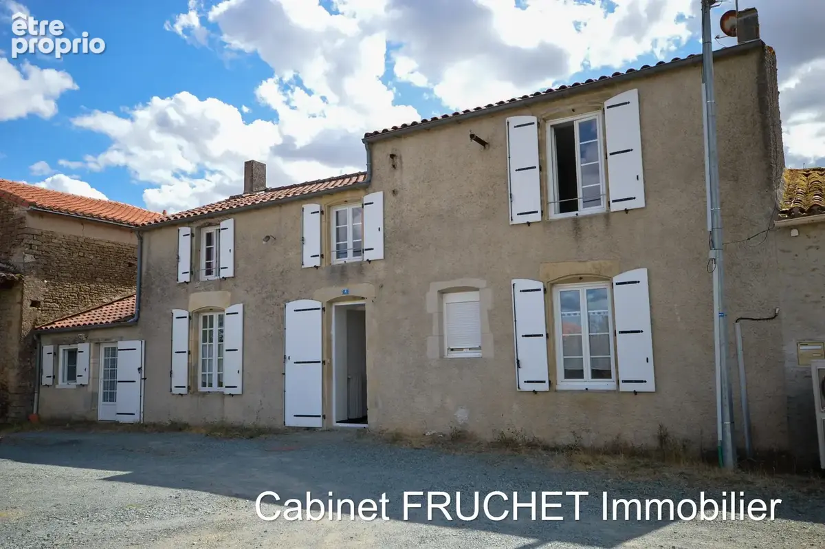 Maison à SIGOURNAIS
