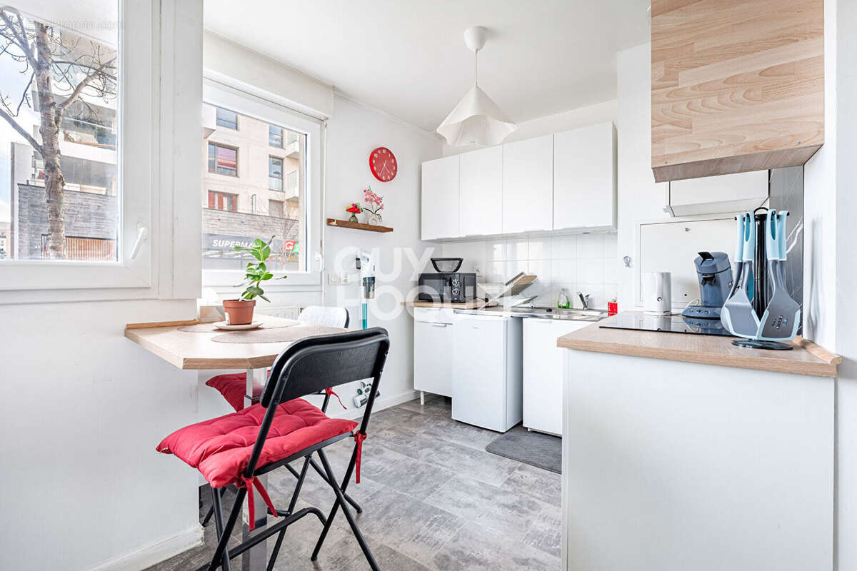 Appartement à GENNEVILLIERS