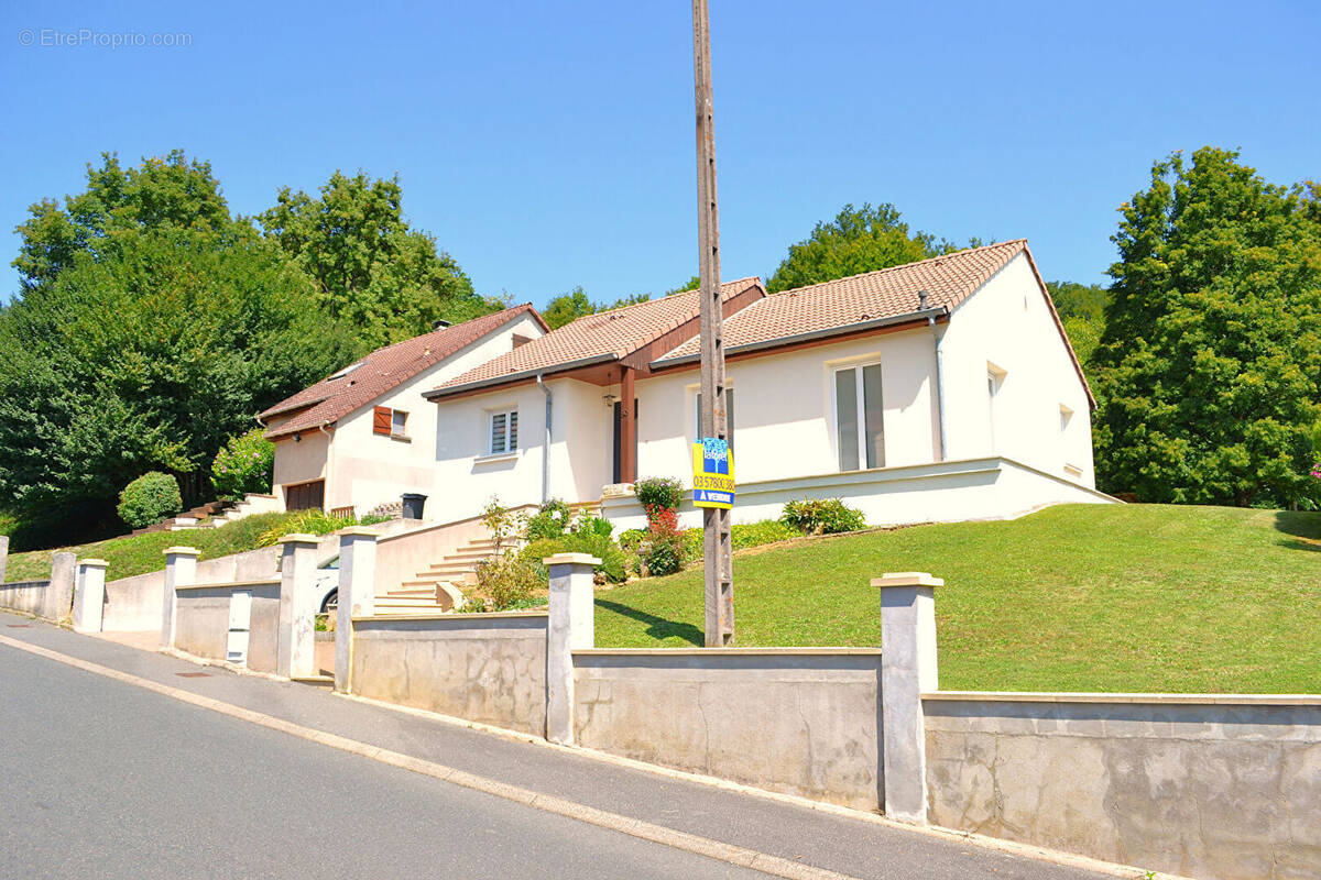 Maison à NEUVES-MAISONS