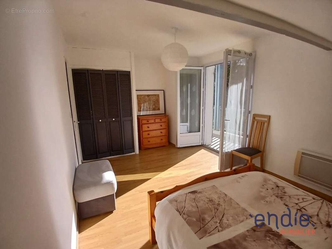 Maison à BONNEGARDE