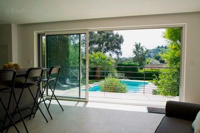Maison dans la verdure au calme - photo 9