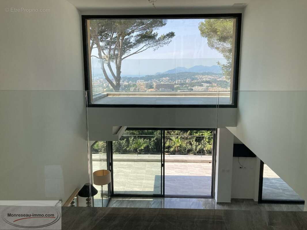 Maison à MOUGINS
