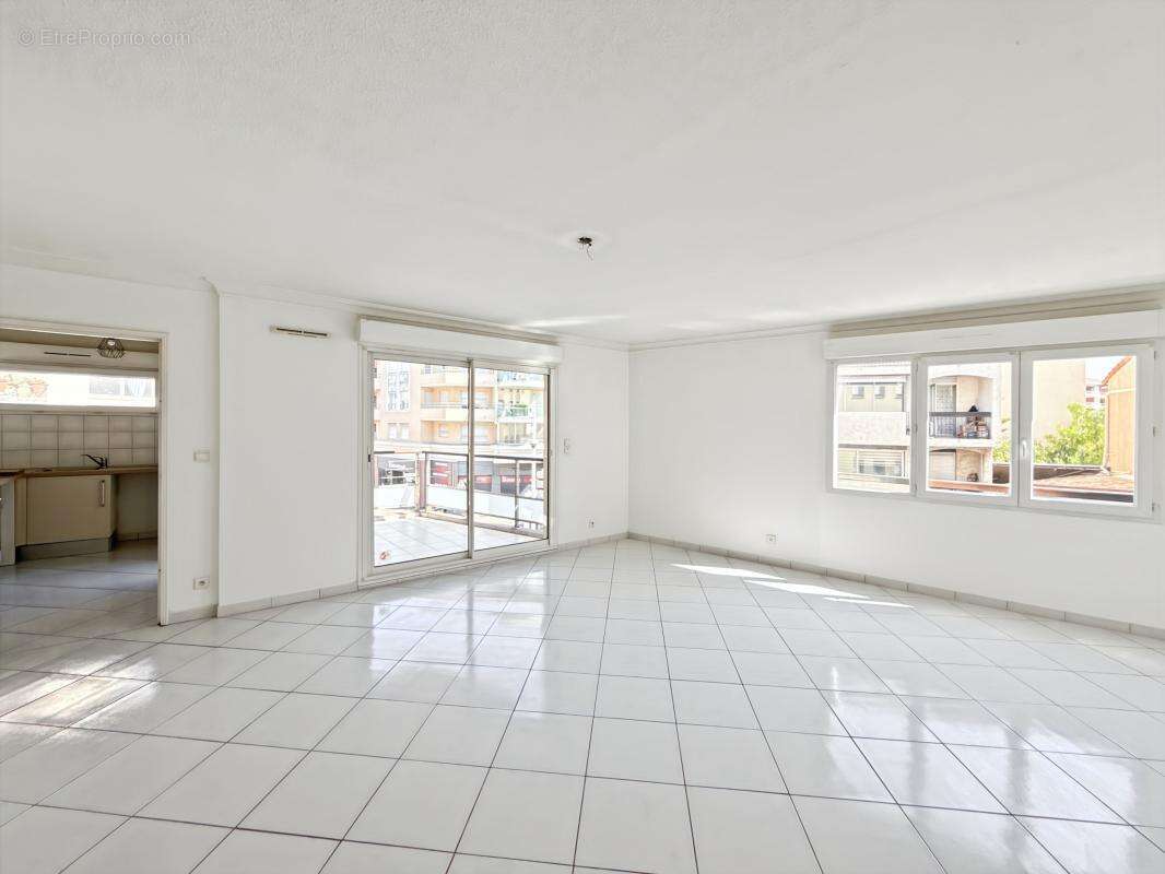 Appartement à SAINT-RAPHAEL
