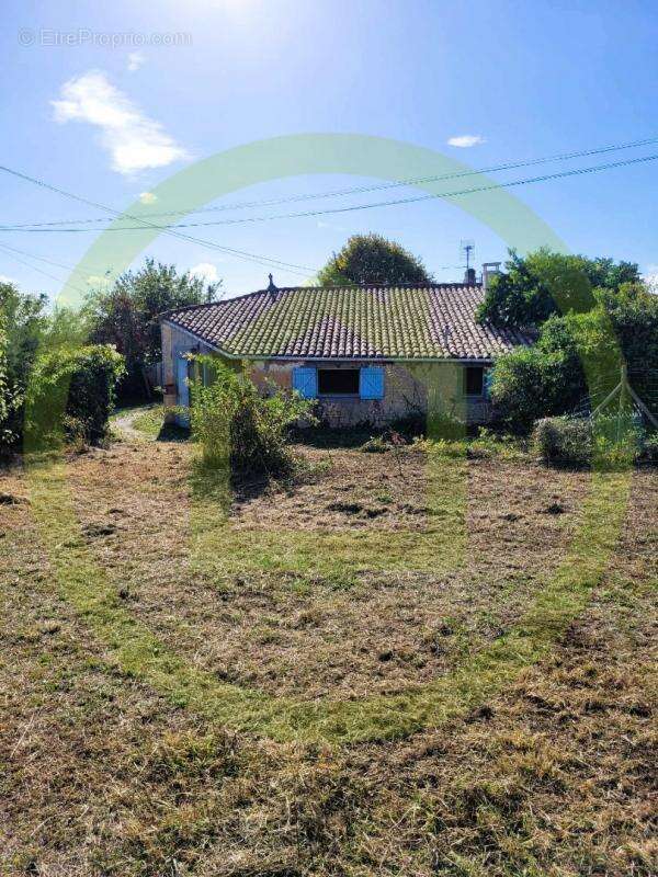 Maison à SAINT-BONNET-SUR-GIRONDE