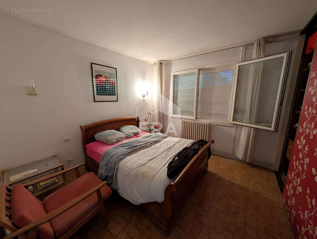 Maison à MONTPON-MENESTEROL