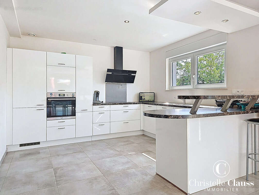 Maison à SAINTE-CROIX-EN-PLAINE