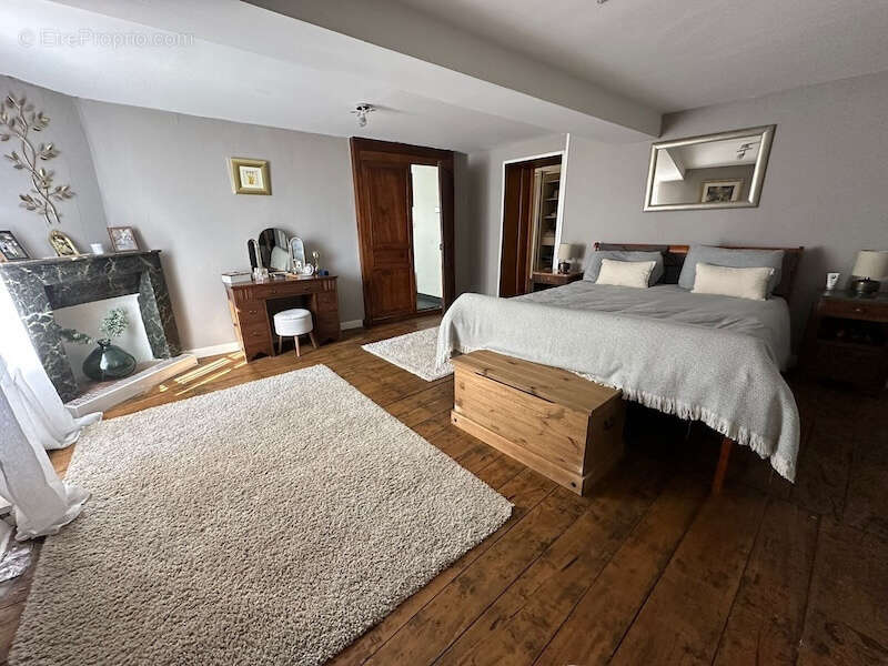 Maison à SAINT-PAUL-LIZONNE