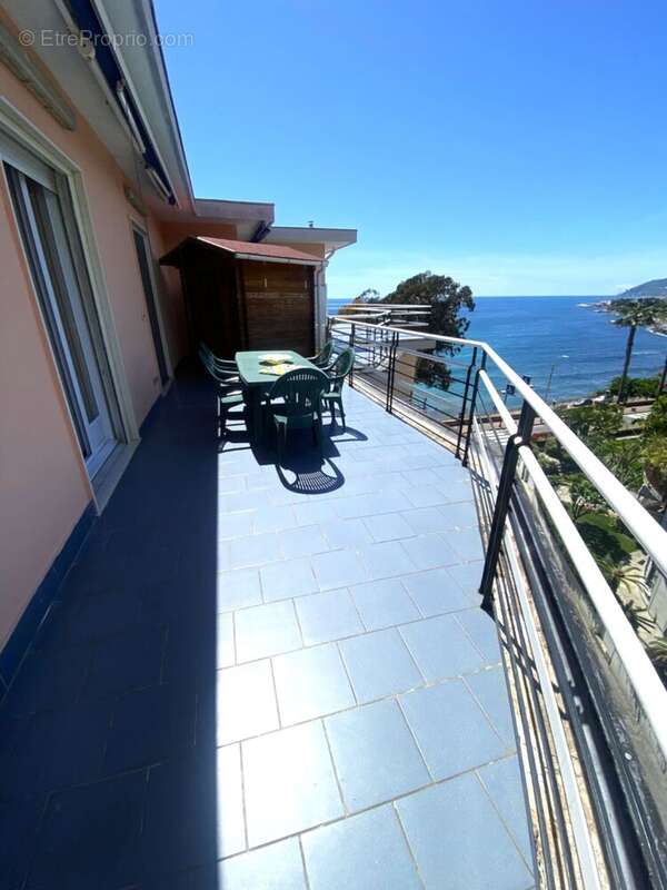 Appartement à MENTON