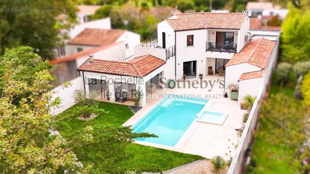 Maison à BREUIL-MAGNE