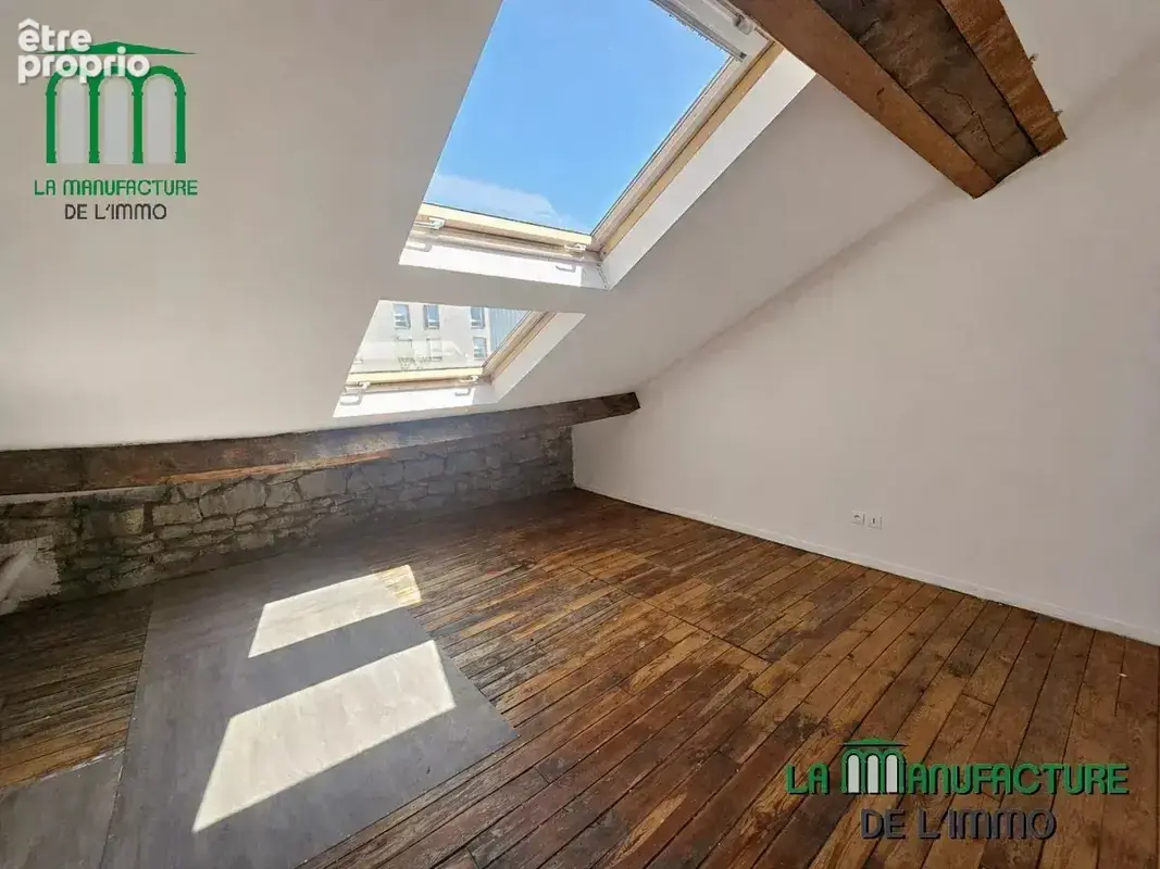 Appartement de type f3 de caractere 71,01 m² carrez (109,91 m² au sol) + terrasse - prox. chateaucreux - photo 8