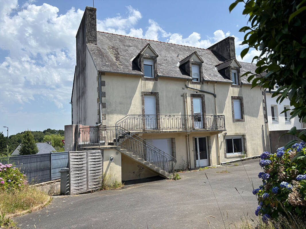 Maison à ERGUE-GABERIC
