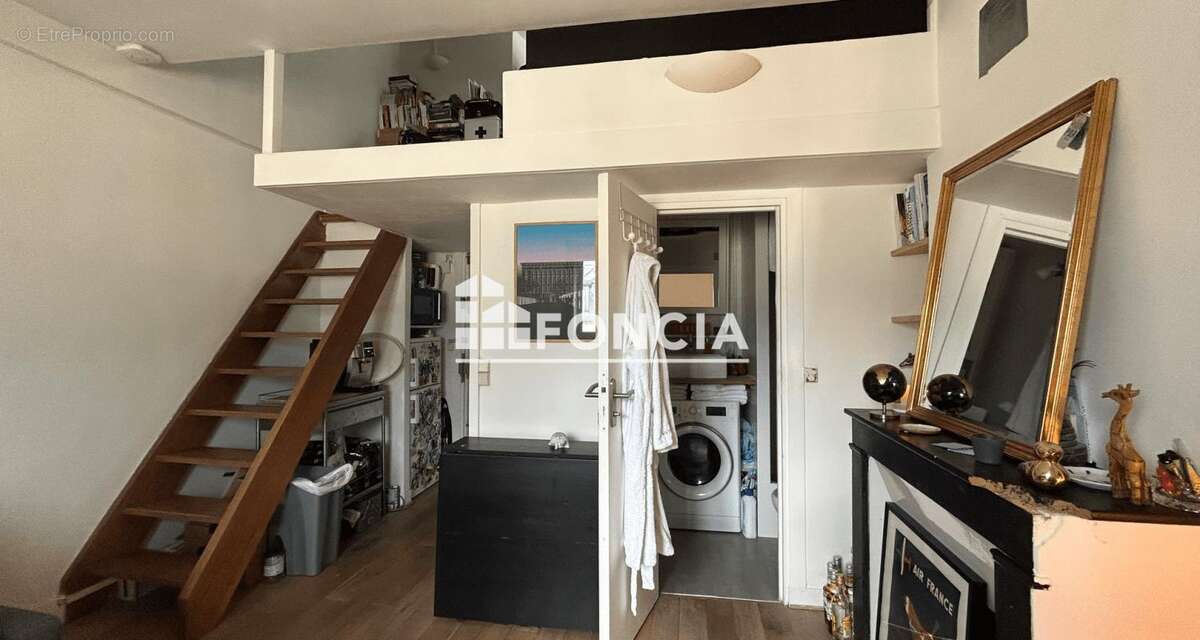 Appartement à PARIS-11E