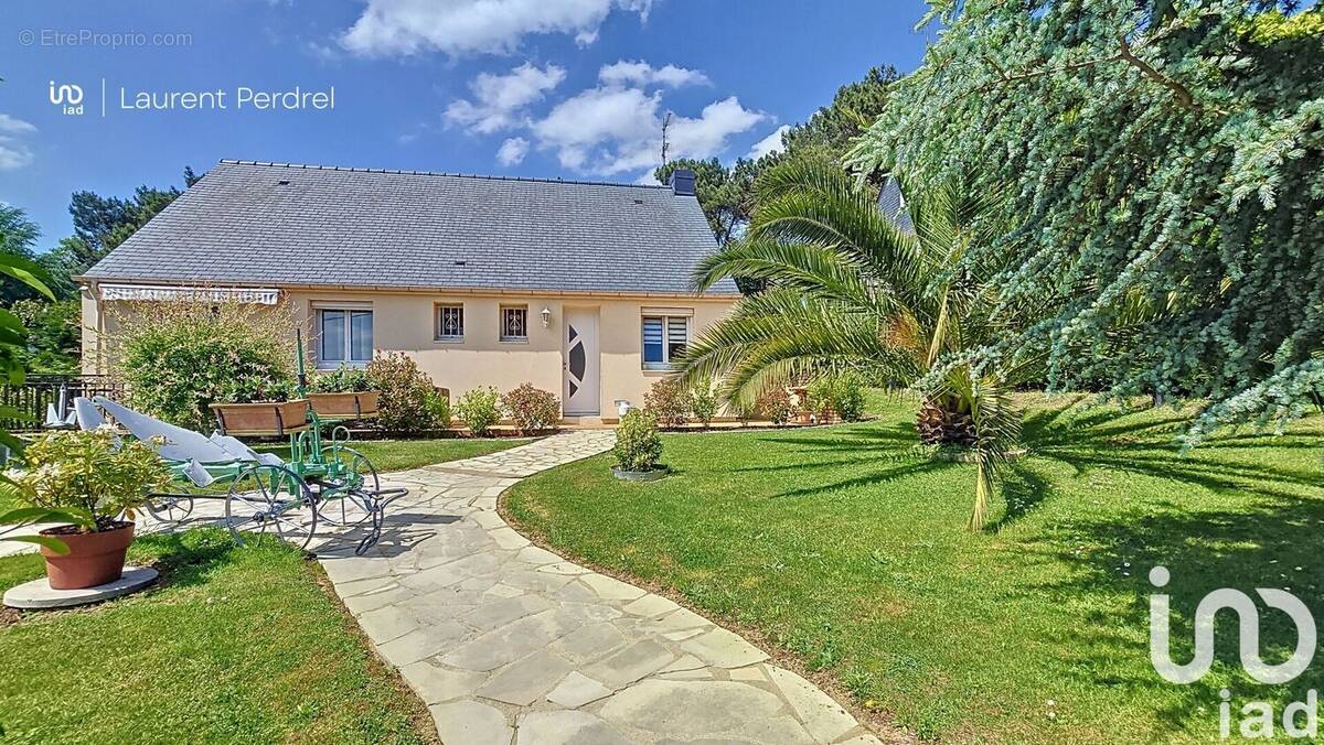 Photo 1 - Maison à SAINT-JEAN-LA-POTERIE