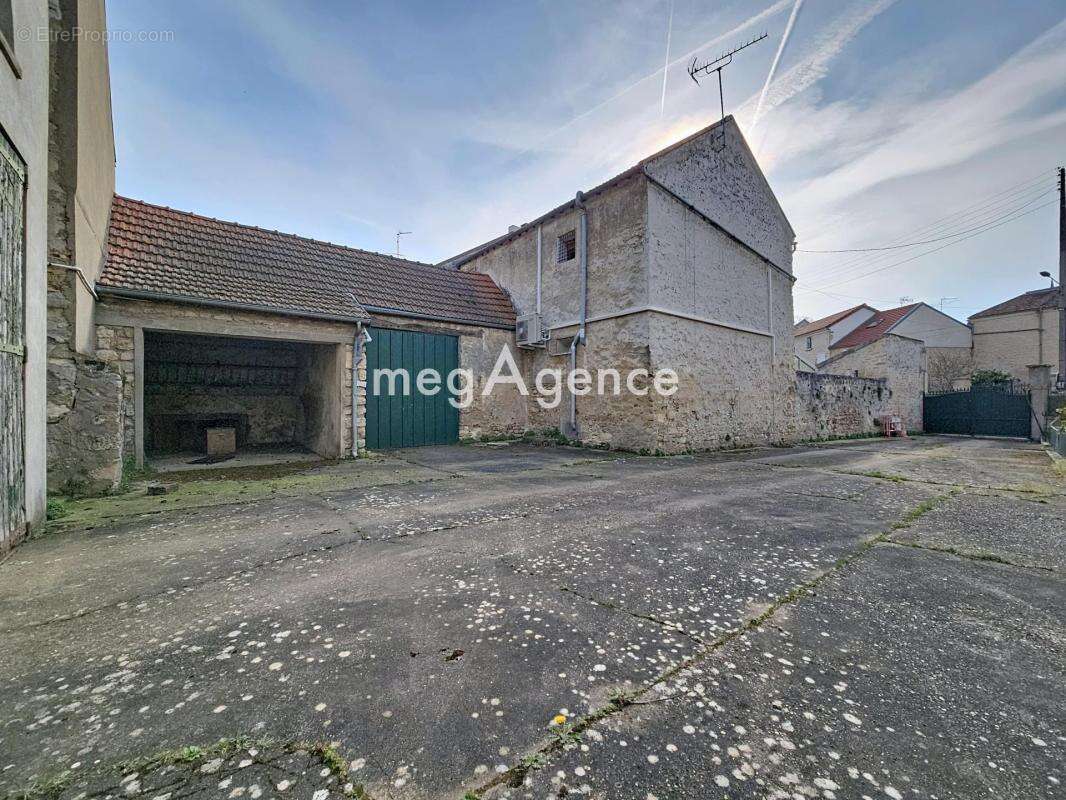 Appartement à FLINS-SUR-SEINE