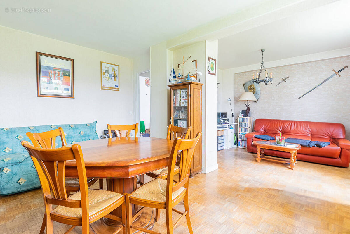 Appartement à BAGNEUX