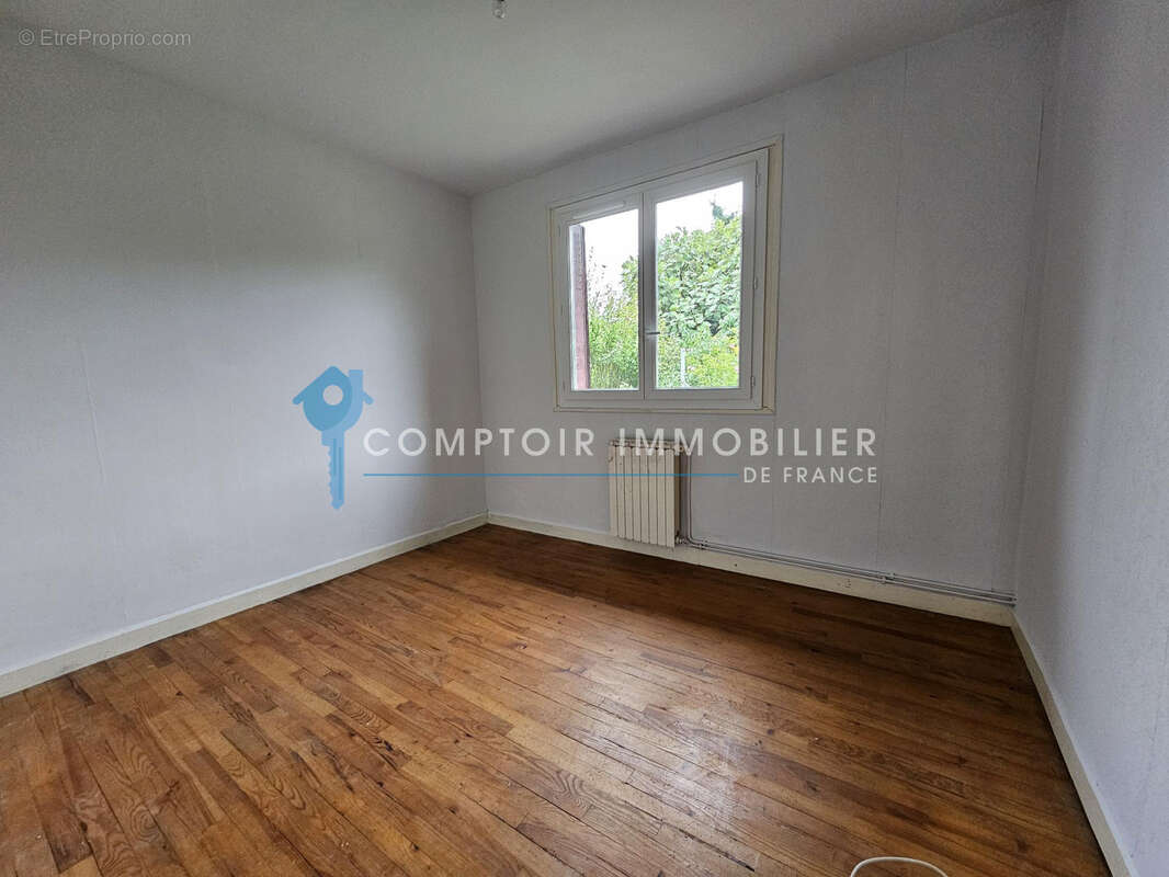 Dpt Haute Garonne31- A vendre St Gaudens 31800- Maison T5 sur parcelle de 640 m2 avec garage - photo 5