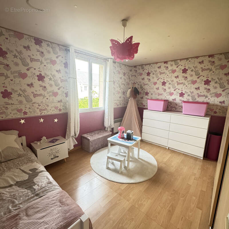 Maison à MONTIGNY-LES-CORMEILLES