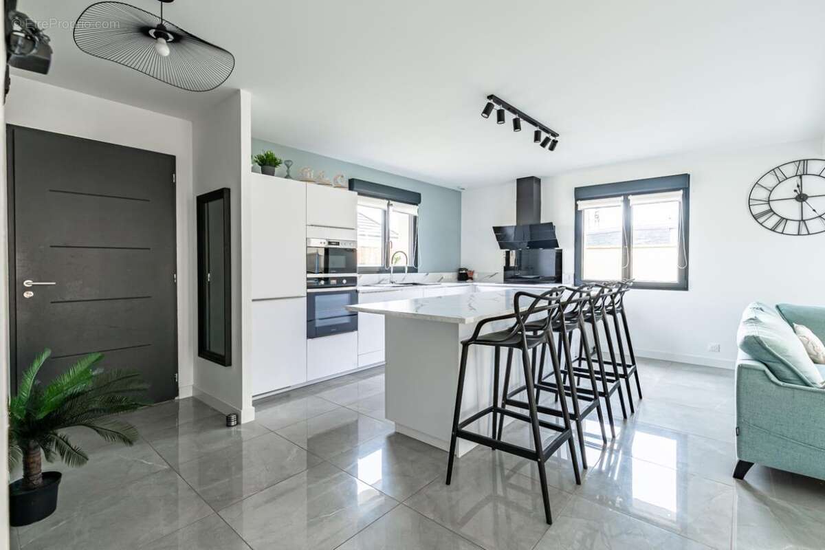 Maison à PERRIGNY-LES-DIJON