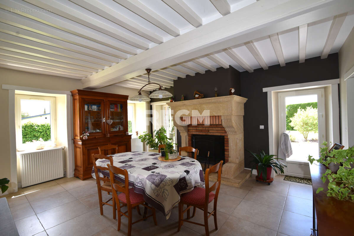 Maison à MONTAMY