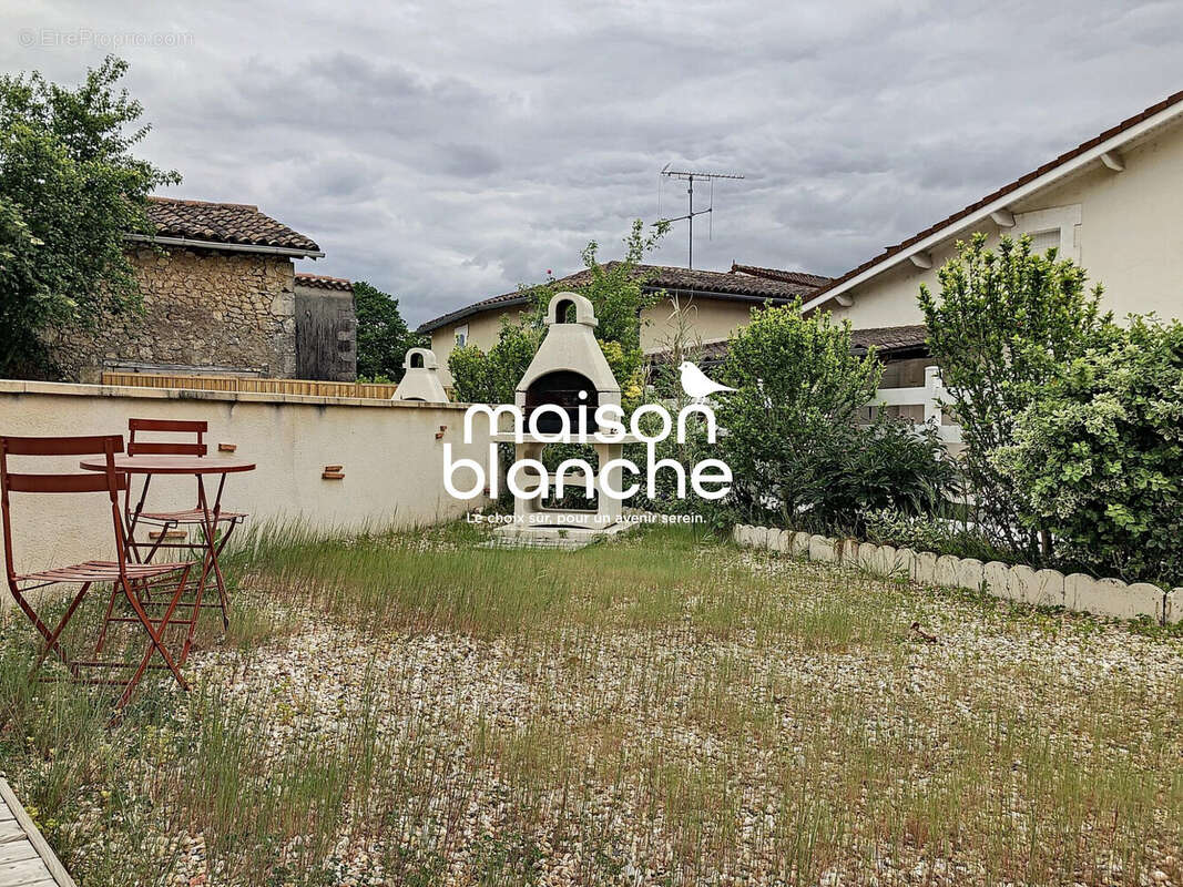 Maison 68 m² à Orignolles  - photo 2