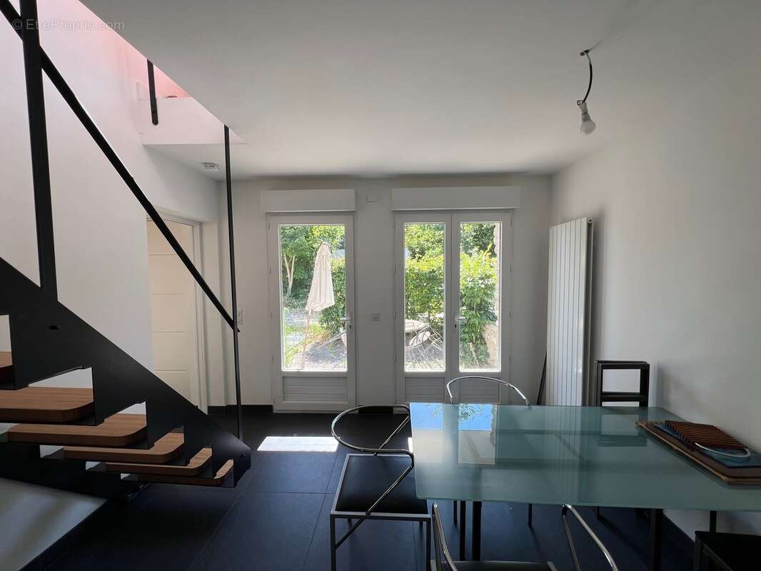 Propriété Maison - Bureau - Parkings CONFLANS SAINTE HONORINE (78) - photo 17