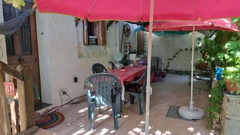 Maison à SAINT-CERNIN