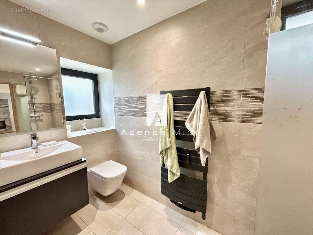 Maison à CHAMPANGES