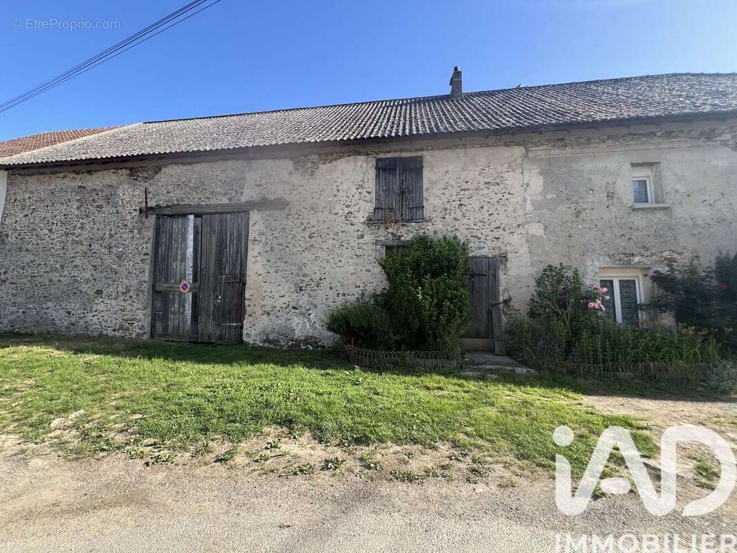 Photo 2 - Maison à JOUY-SUR-MORIN