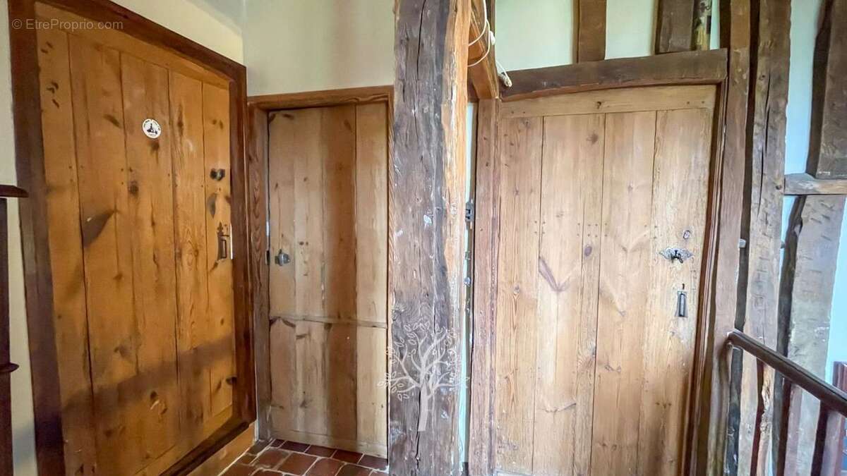 Maison 180 m² à Meulers  - photo 857