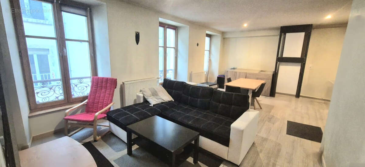 Appartement à MORTEAU