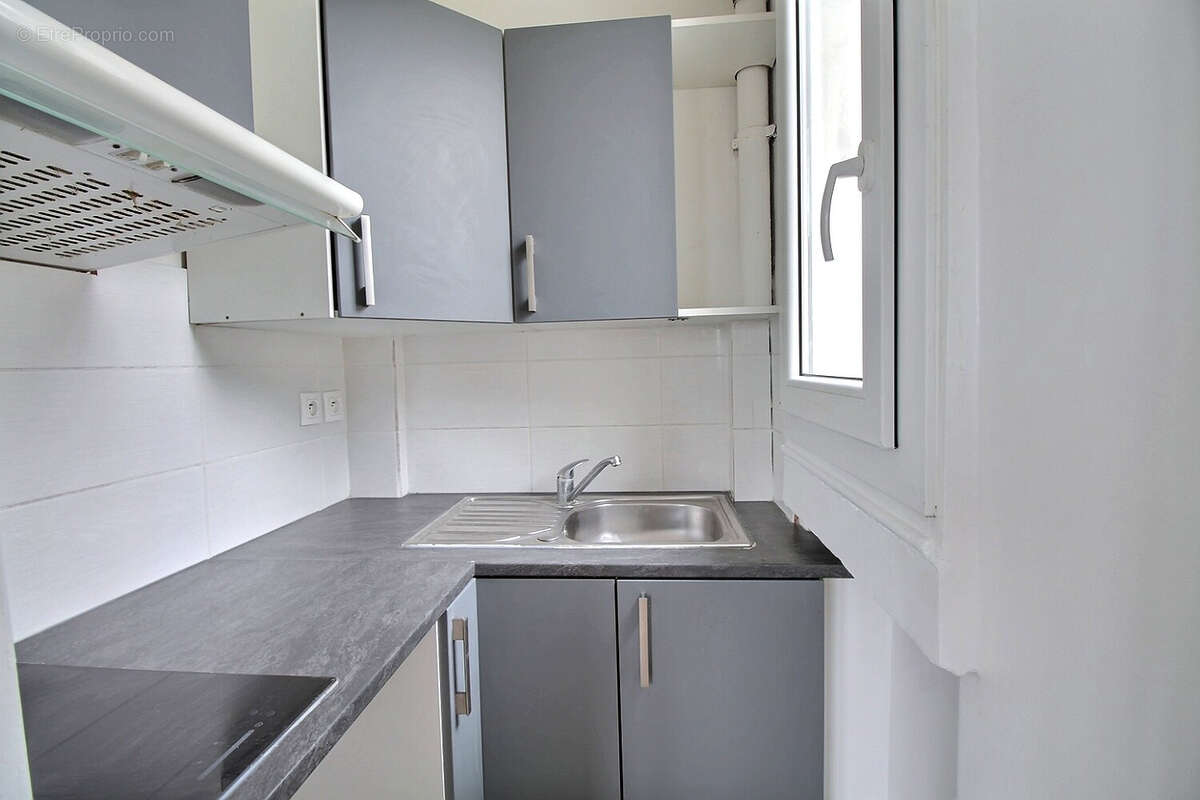 Appartement à PARIS-19E