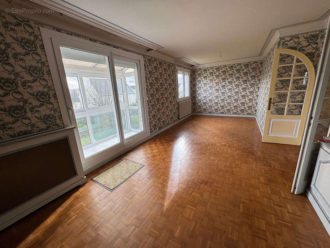 Maison à LANDIVISIAU