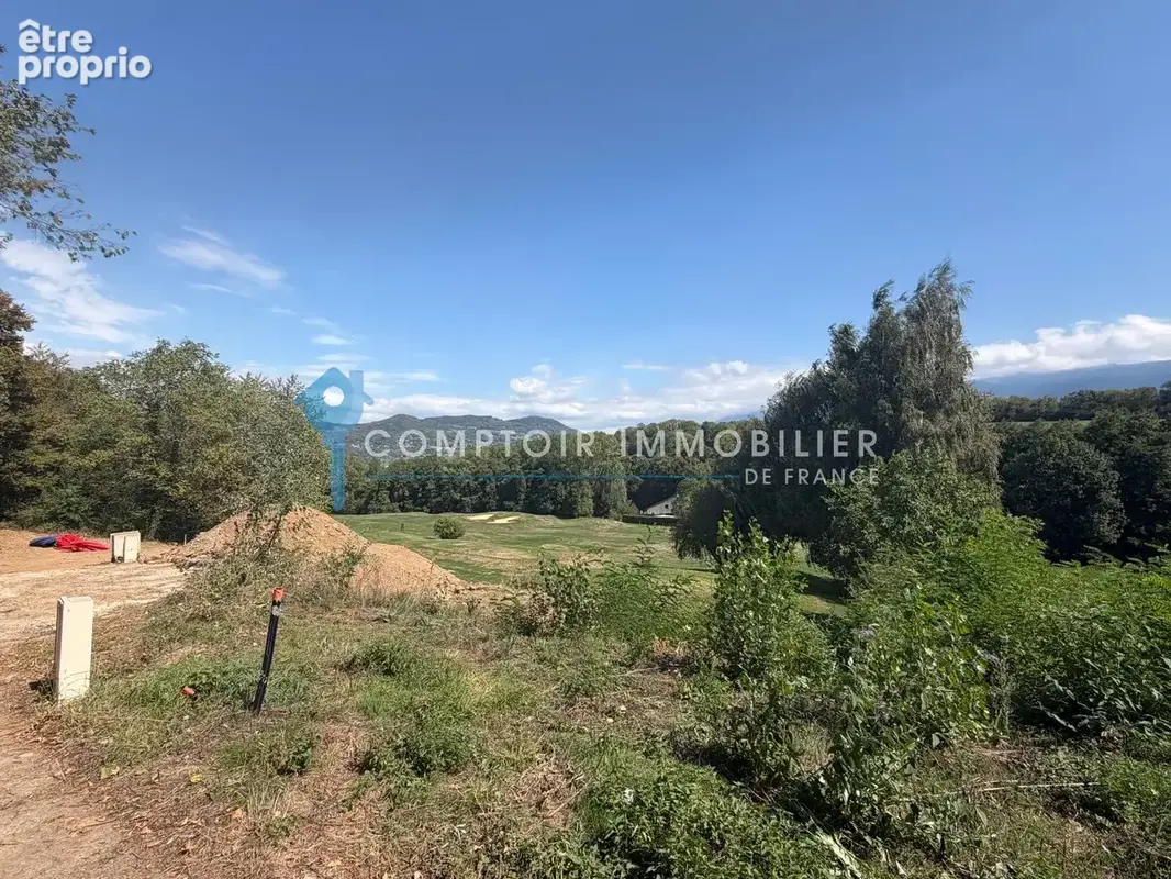 HAUTE-JARRIE - Terrain à bâtir constructible et viabilisé - photo 7