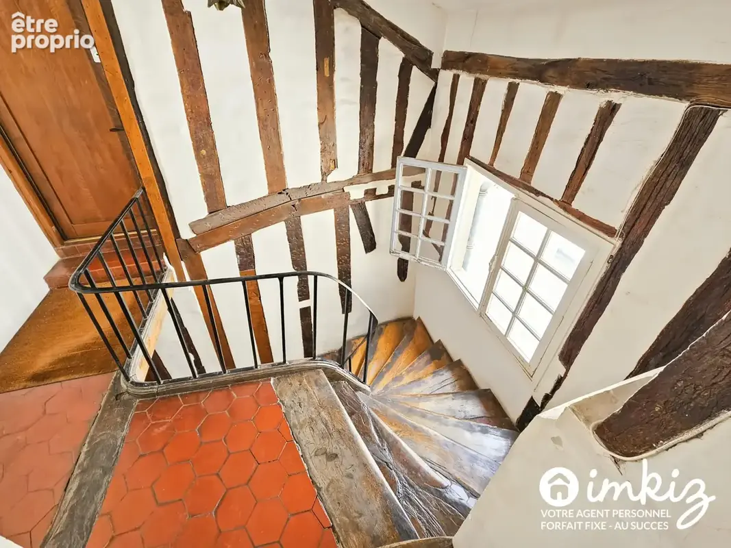 Duplex atypique en dernier étage - photo 11
