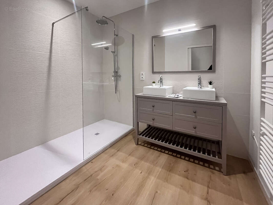 Maison à SAINTE-SOULLE