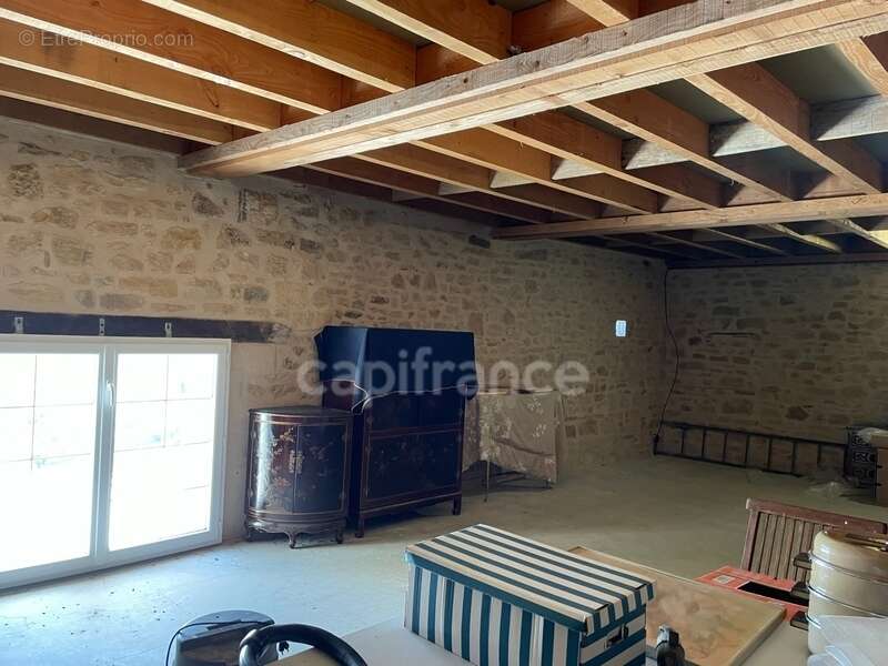 Dpt Dordogne (24), à vendre  maison P8 de 292,68 m² - Terrain de 1 777,00 m² - photo 22