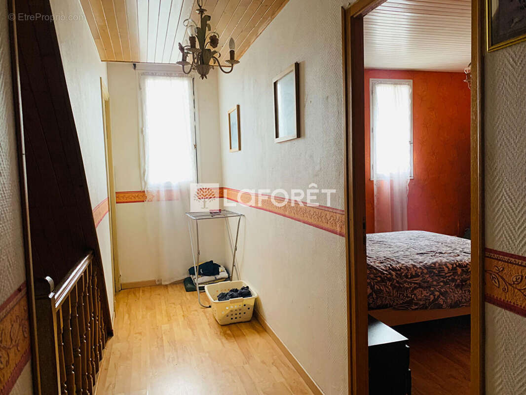 Maison à SAINT-QUENTIN