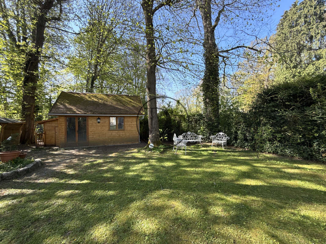 Maison à VULAINES-SUR-SEINE