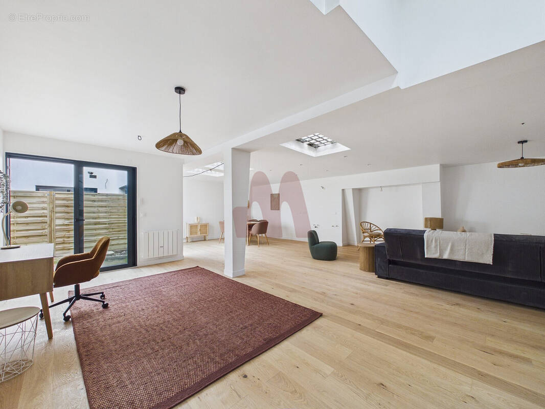 Appartement à PARIS-19E