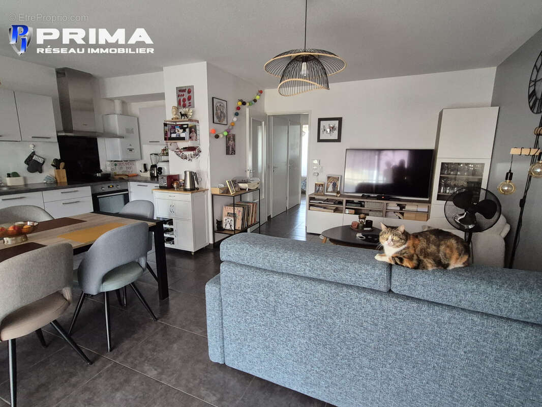 Appartement T3 de 65 m2 avec terrasse et garage   Résidence de standing de 2016 - photo 8