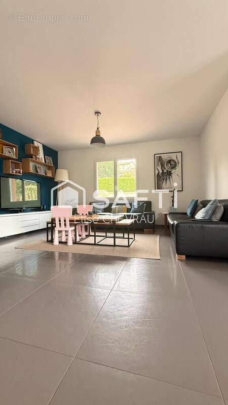 Maison 131 m² à Hurigny  - photo 5